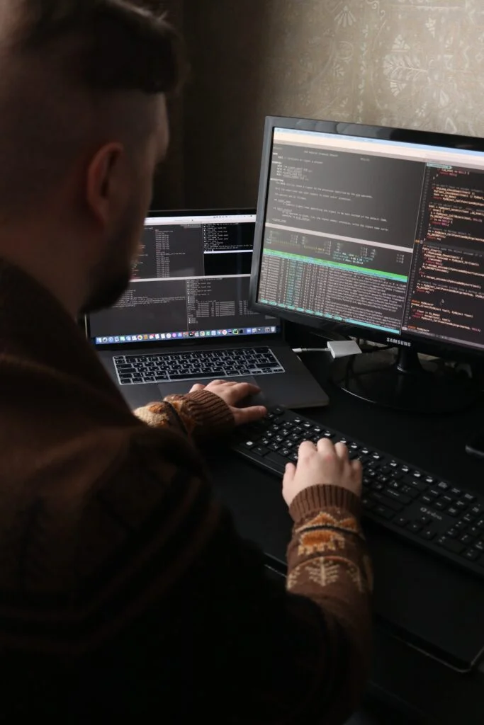 Metasploitable2 Linux 標靶機是甚麼？ 如何在 VMware 中安裝？
